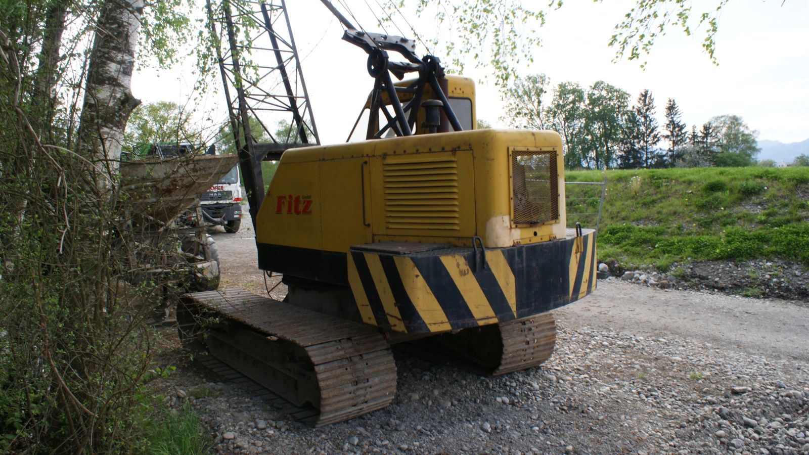 excavator-buying-guide